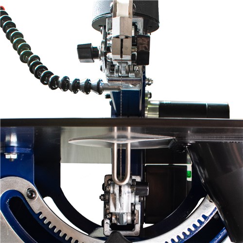 SS-530C-scroll-saw in workshop-2-2000px